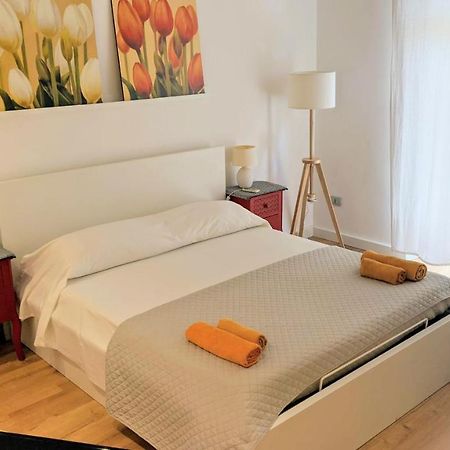 Krly Exclusive Rooms 칼리아리 외부 사진