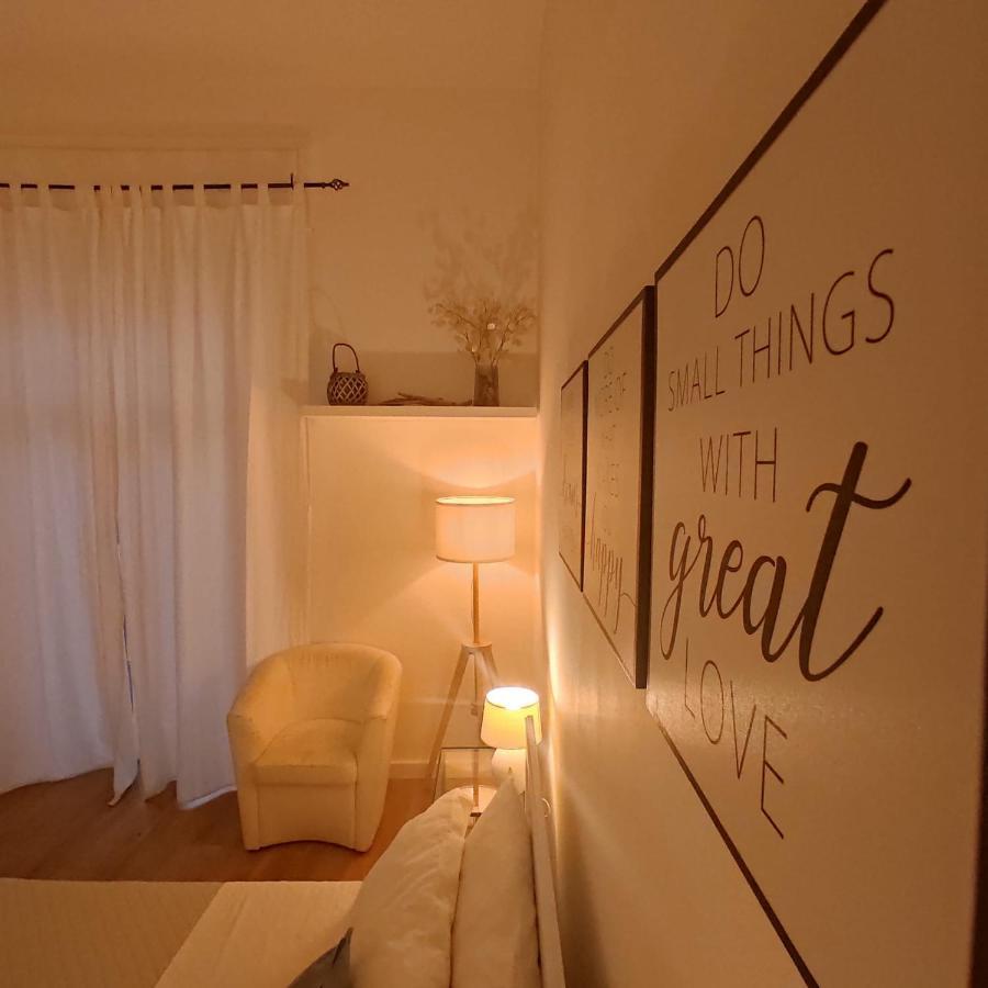 Krly Exclusive Rooms 칼리아리 외부 사진